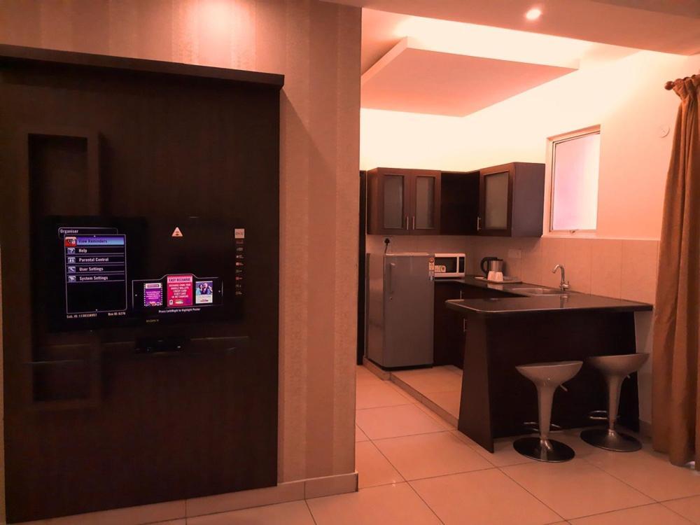 Hotel Nagarjuna Suites Bangalore Extérieur photo